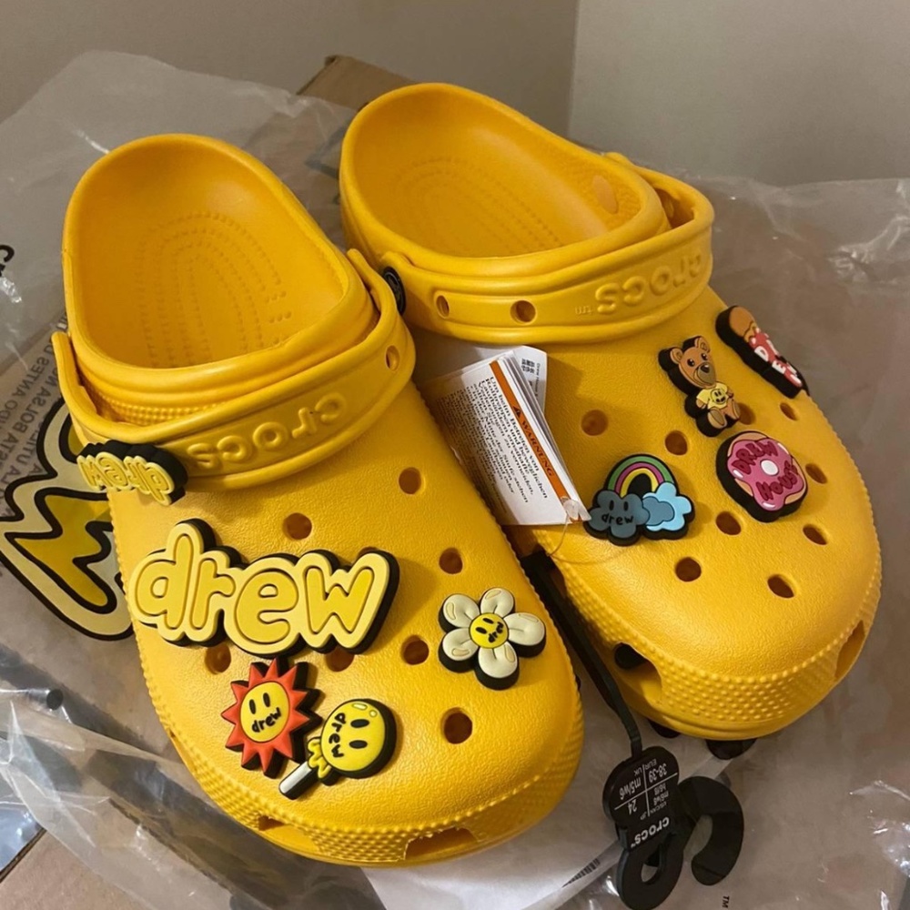 DREW CROCS